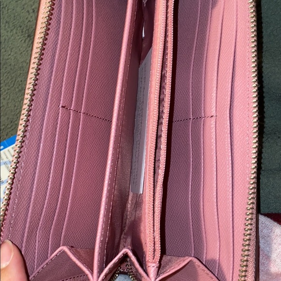 Coach Heart Print Wallet - Picture 2 of 2